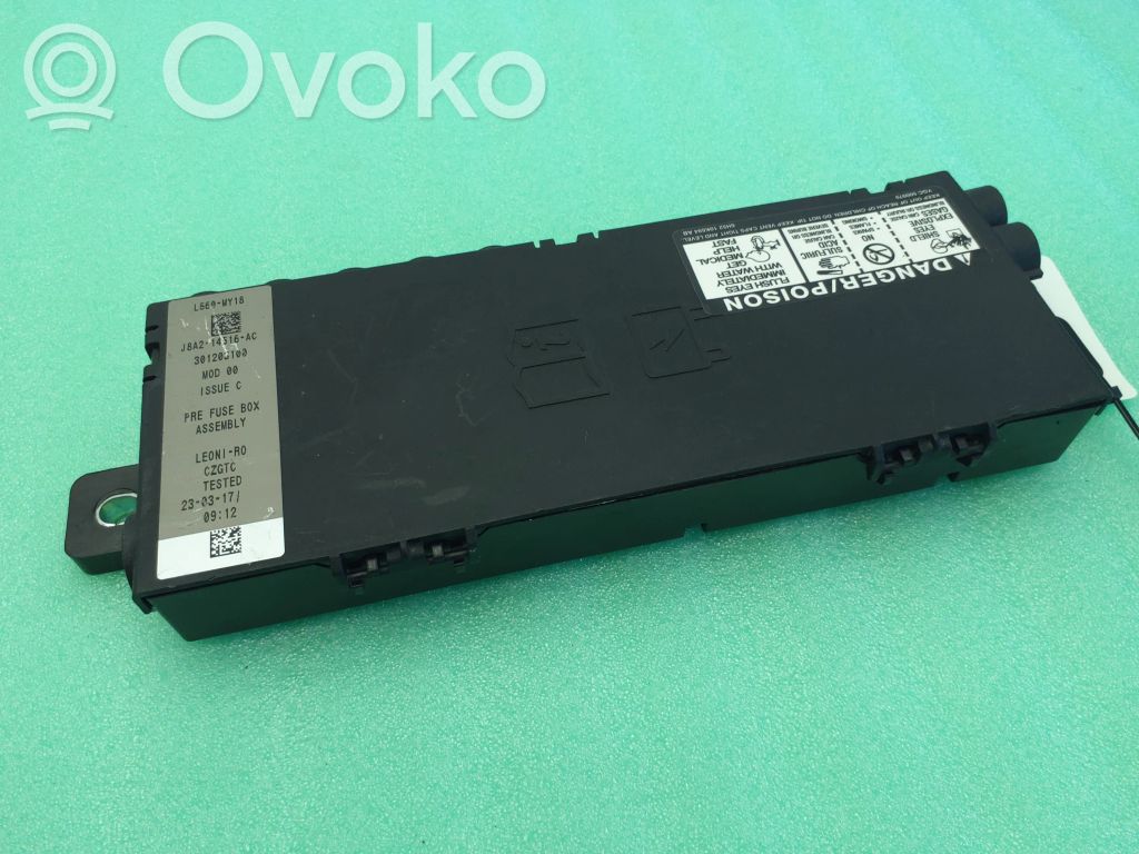 Jaguar F-Pace Current control relay 