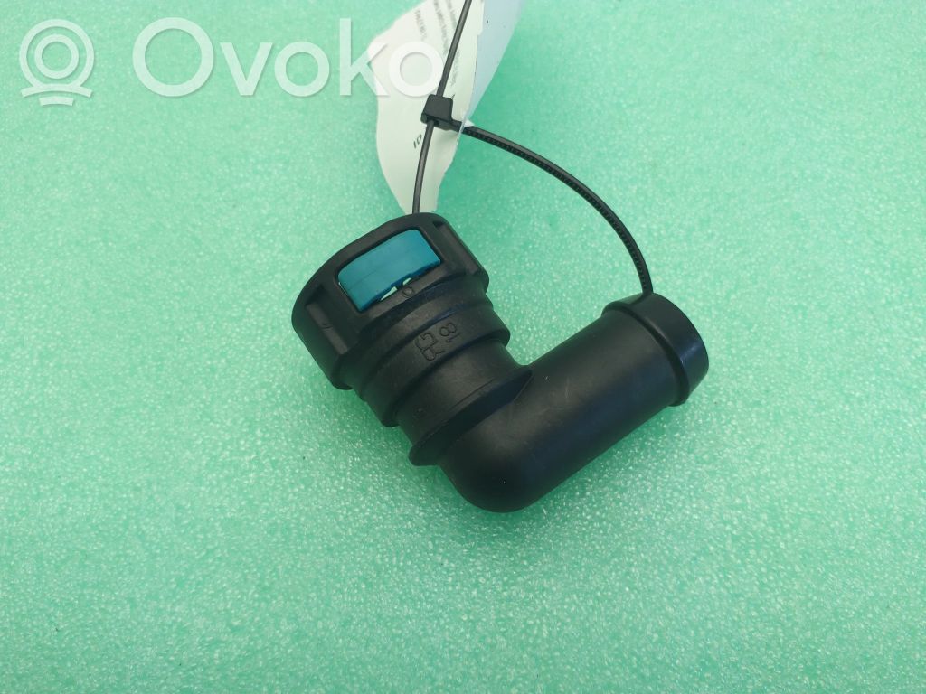 Jaguar F-Pace Engine coolant pipe/hose 