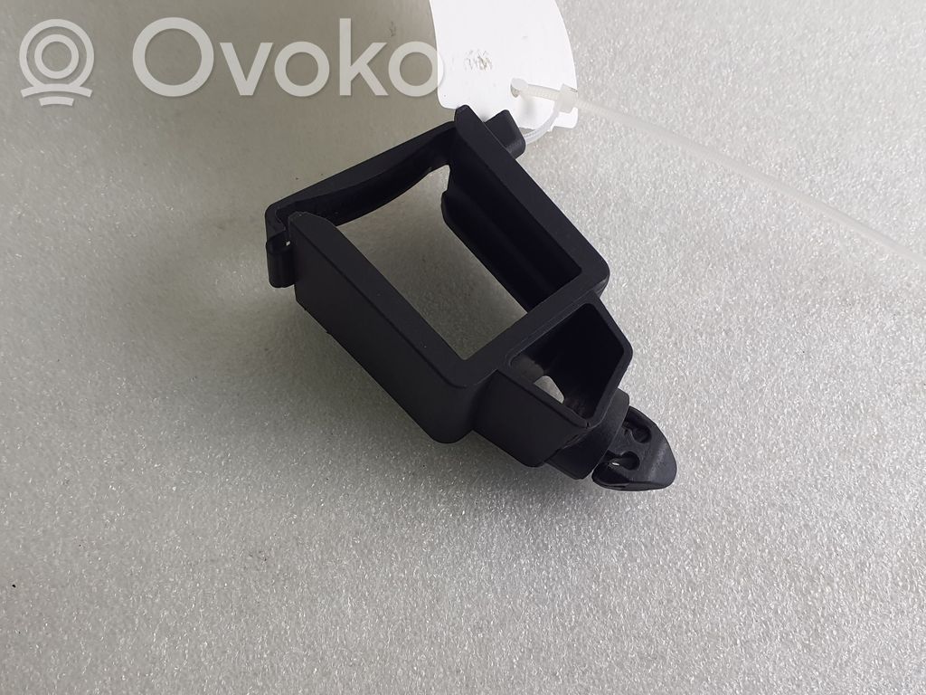 BMW 3 E90 E91 Radiator mount bracket 