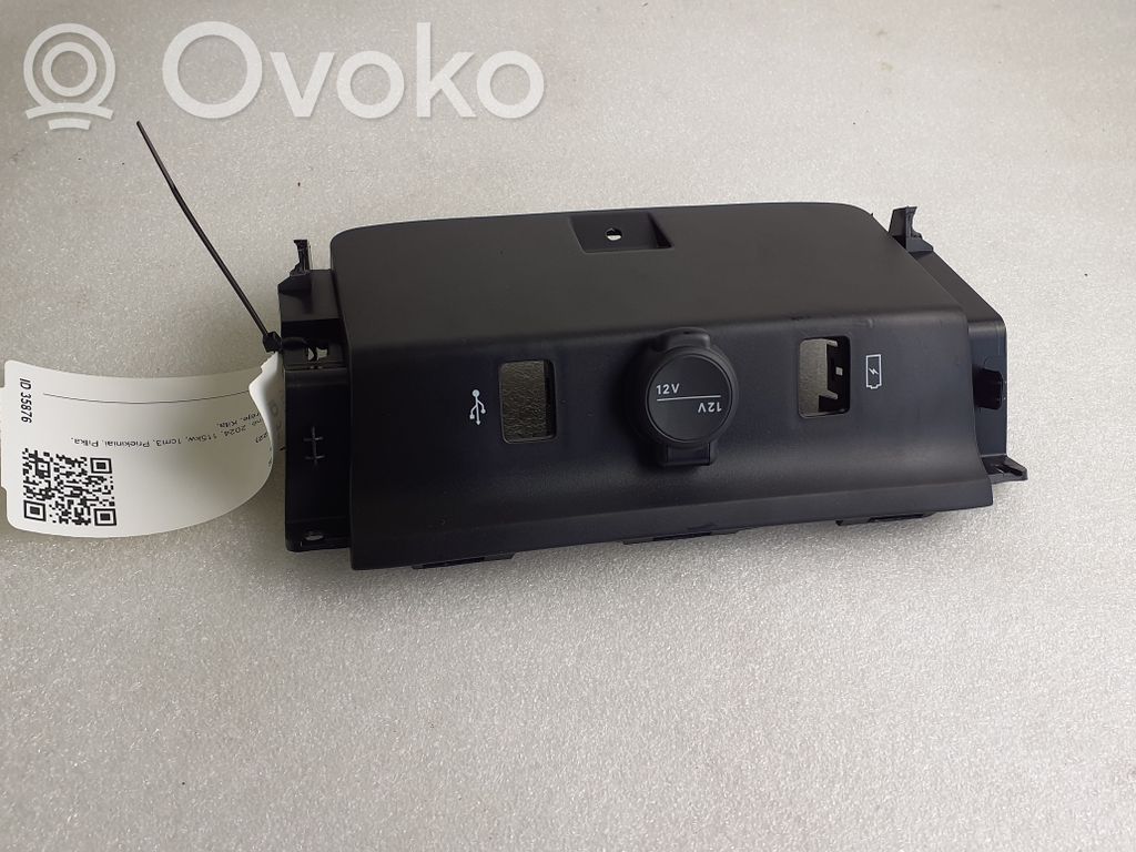 Jeep Avenger Enchufe conector USB 