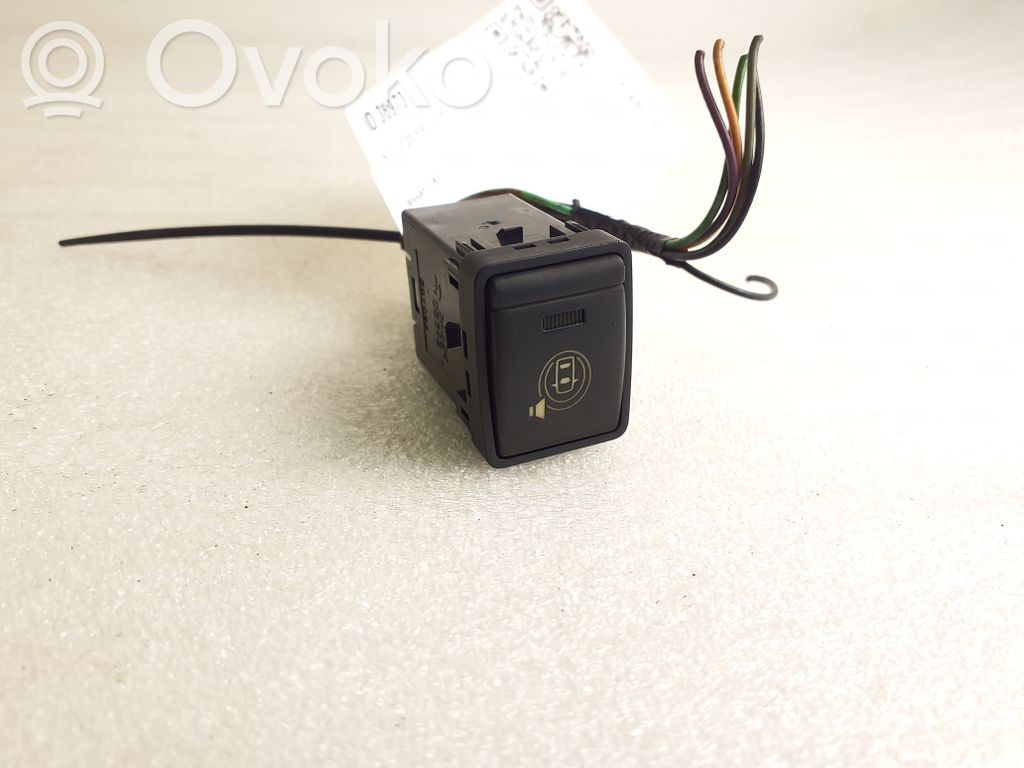 Nissan Juke I F15 Other switches/knobs/shifts 