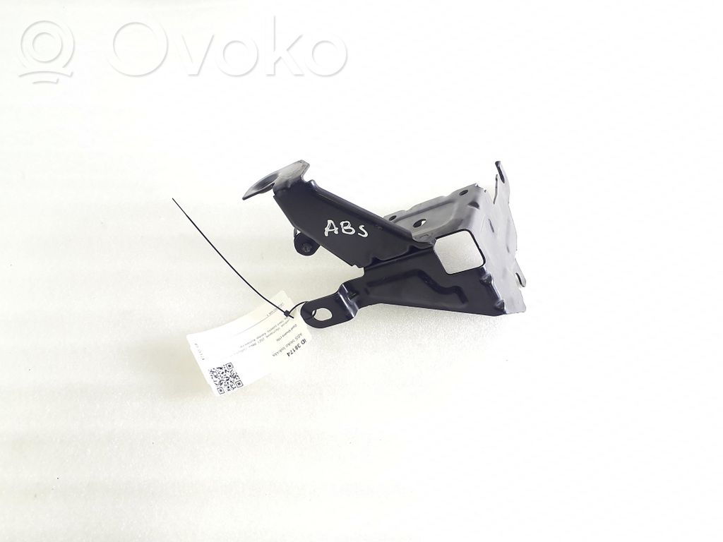 Opel Vivaro ABS pump bracket 