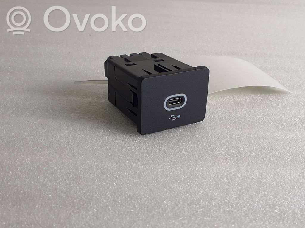 Ford E-Transit USB-Anschluss 