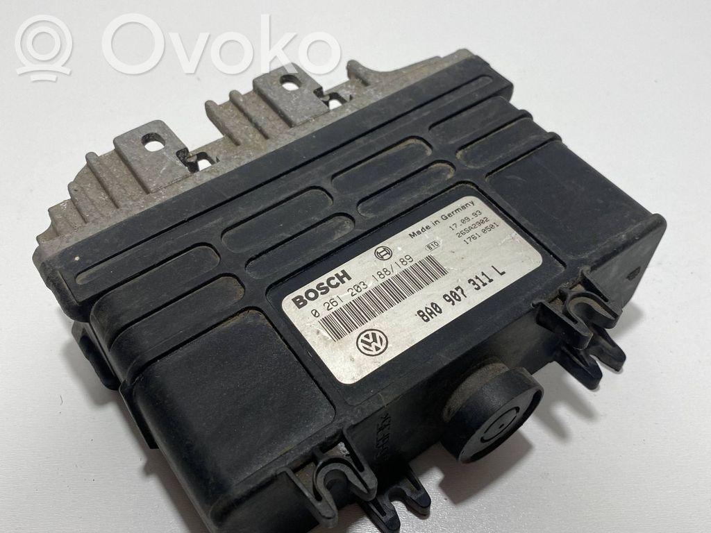 Volkswagen PASSAT B4 Engine control unit/module 