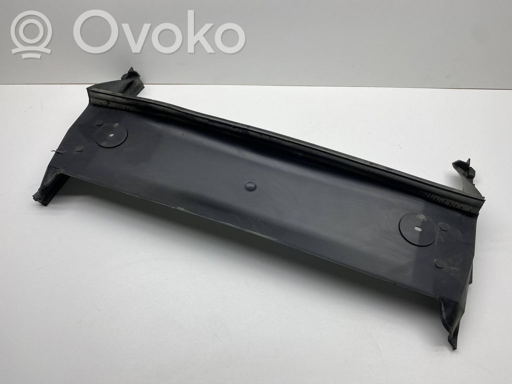 Volvo S60 Отделка радиаторов 
