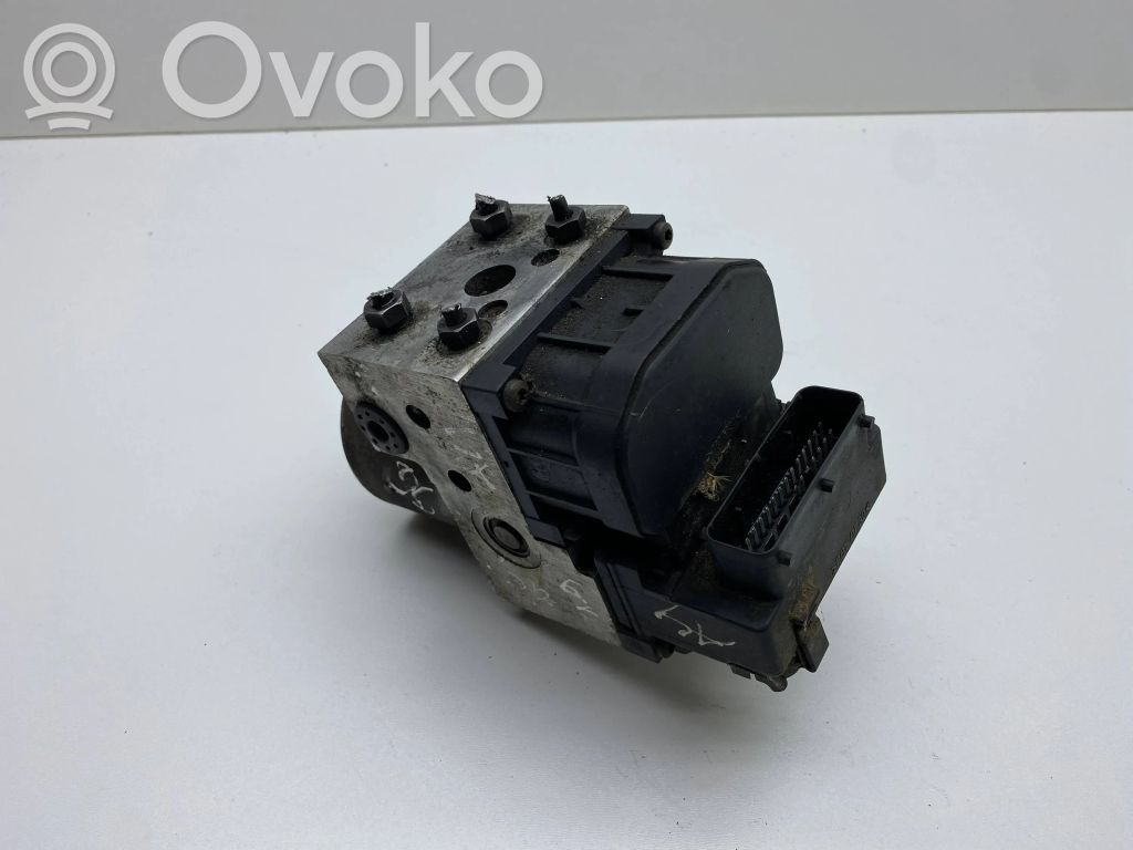 Audi A4 S4 B5 8D ABS Blokas 