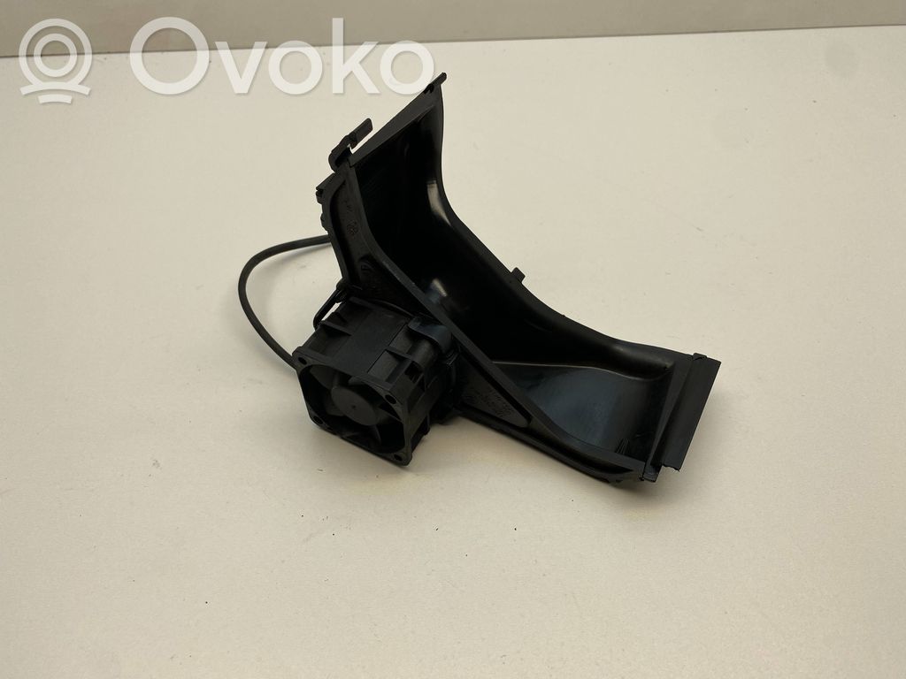 BMW X5 E70 Engine control unit/module fan 