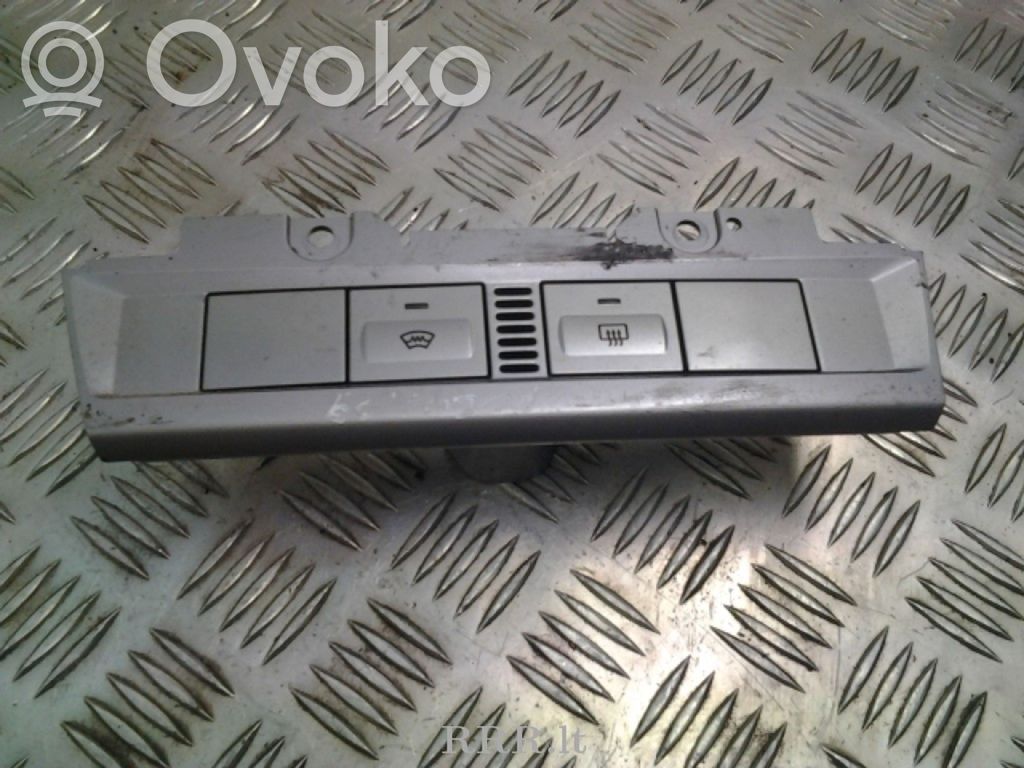 Ford Focus Windscreen/window heater switch 