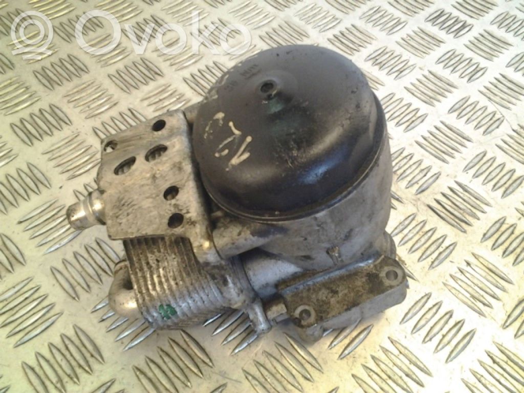 BMW 1 E81 E87 Oil filter mounting bracket 