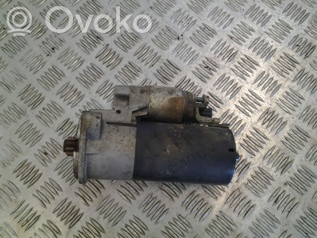 Rozrusznik   076911023