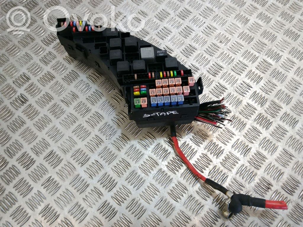Jaguar S-Type Fuse module 