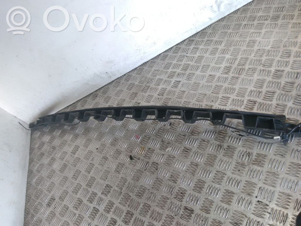 BMW X3 E83 Takapuskurin kannake 