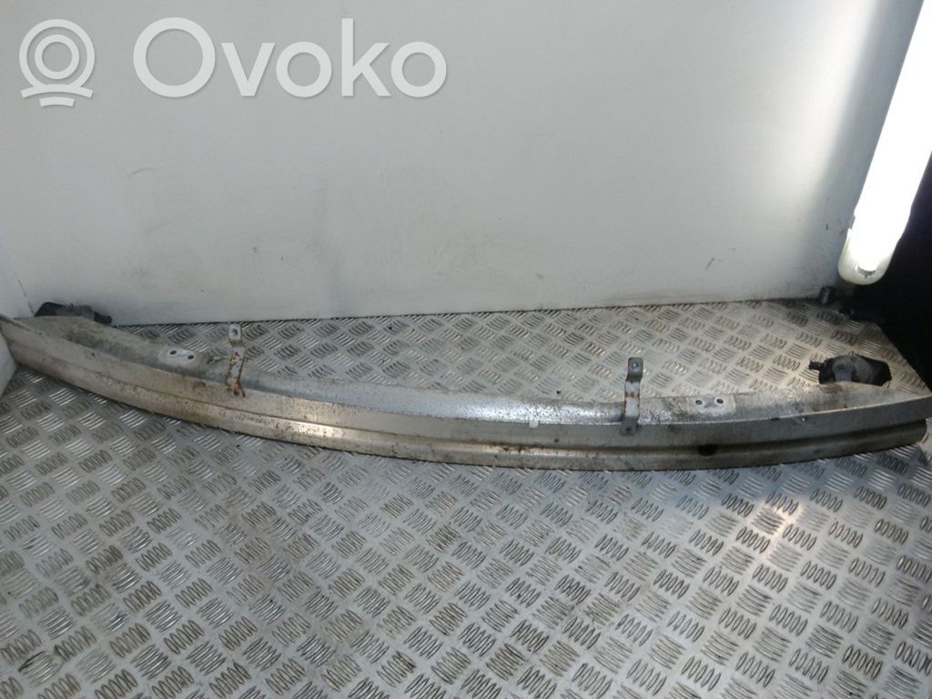 BMW X3 E83 Priekšpusē bampera sija / balka 