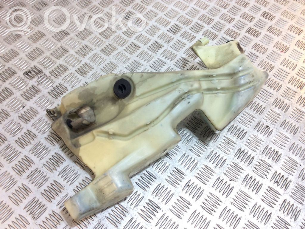 Audi A4 S4 B7 8E 8H Langų skysčio bakelis 