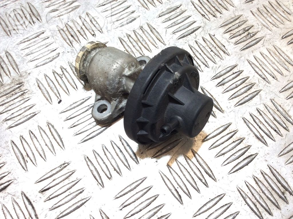 Volkswagen Golf V Válvula EGR 
