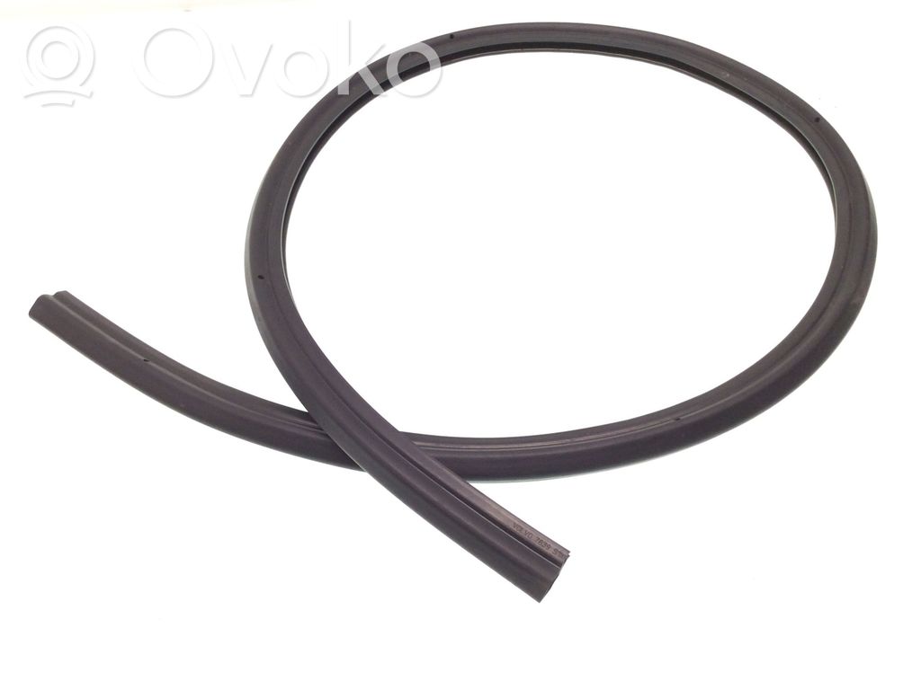 Engine compartment rubber   7639