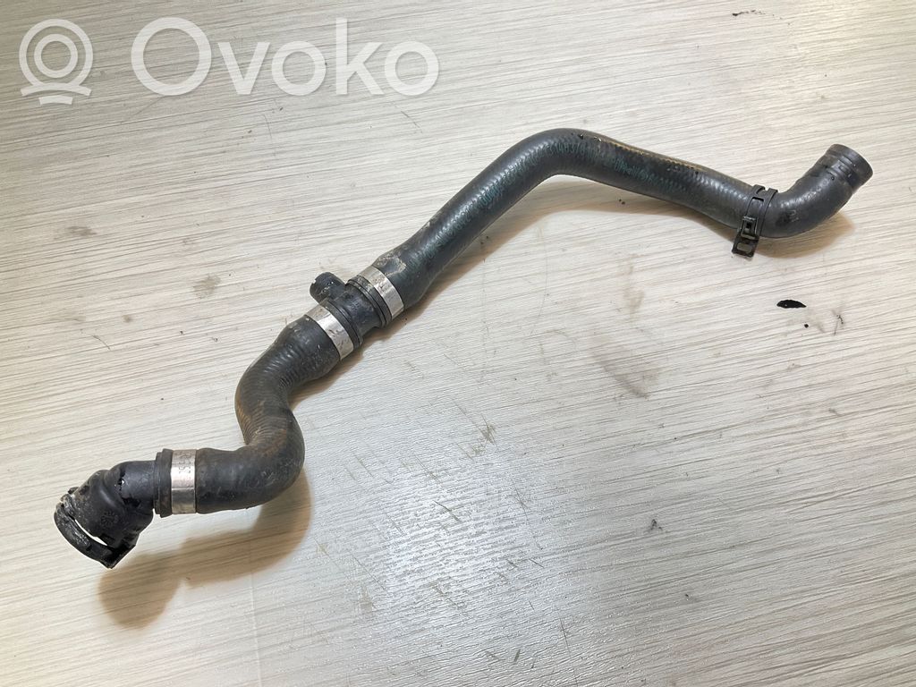 BMW X3 E83 Engine coolant pipe/hose 