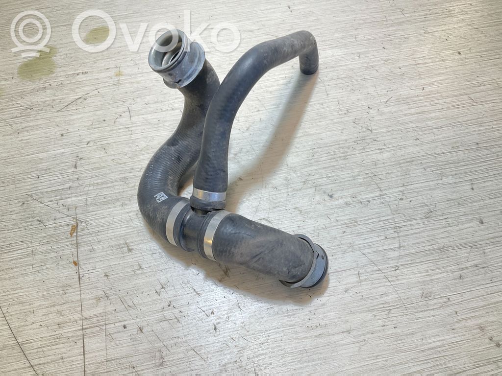 Mercedes-Benz Sprinter W906 Engine coolant pipe/hose 