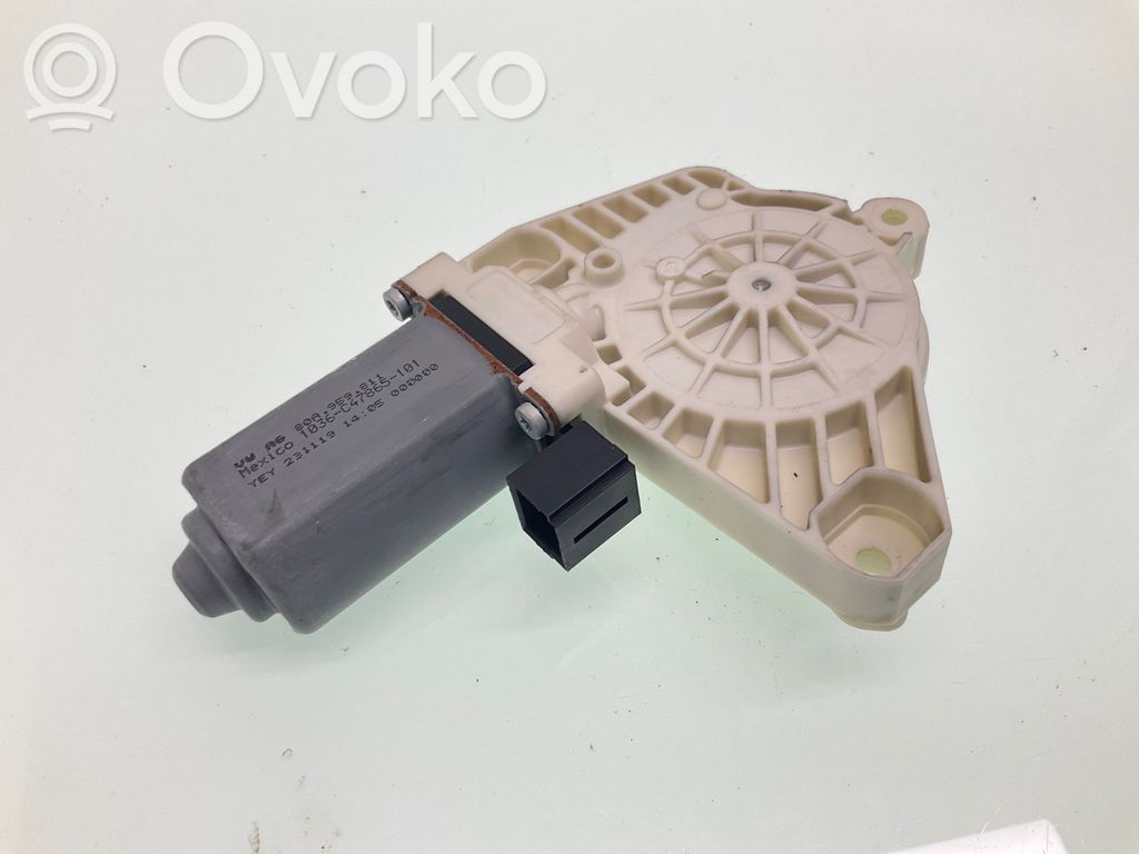 Audi Q5 SQ5 FY Silniczek podnoszenia szyby drzwi tylnych 