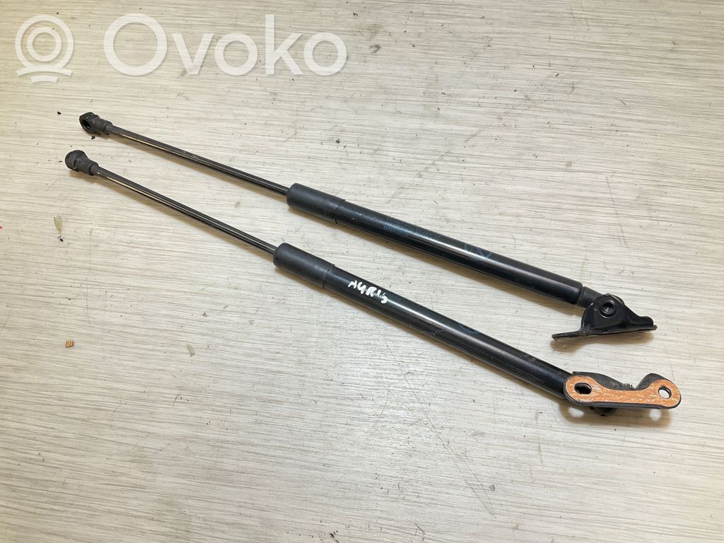 Toyota Auris E180 Tailgate/trunk strut/damper 