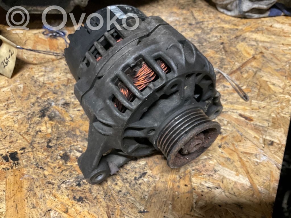 Audi A4 S4 B5 8D Ģenerators 