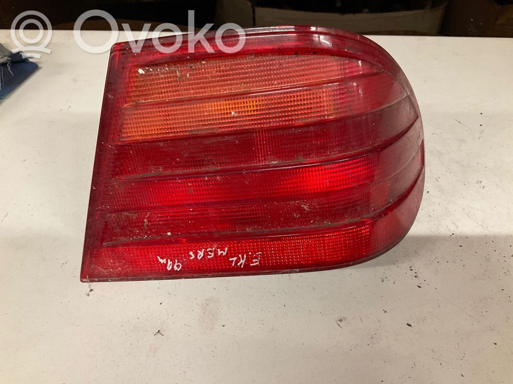Mercedes-Benz E W210 Rear/tail lights 