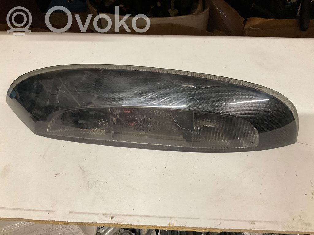 Opel Corsa C Aizmugurējais lukturis virsbūvē 