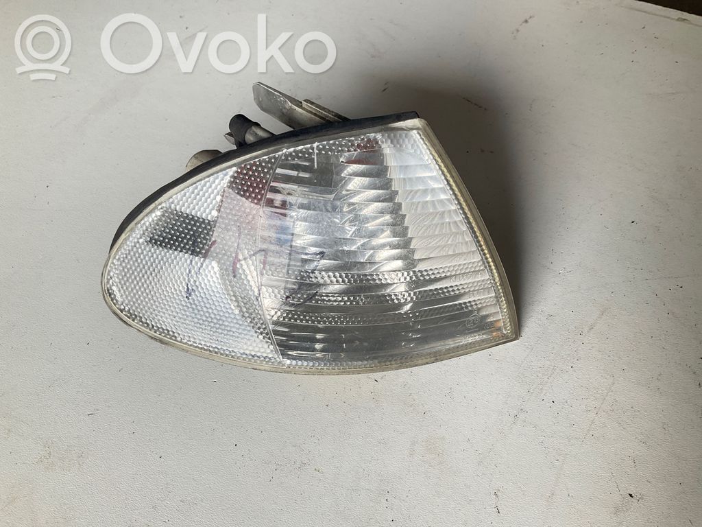 BMW 3 E46 Front indicator light 