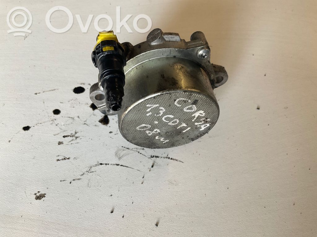 Opel Corsa D Pompă vacuum 