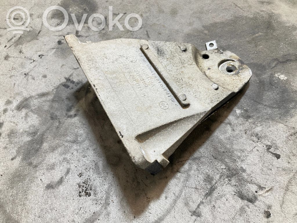 BMW 5 E60 E61 Engine mounting bracket 