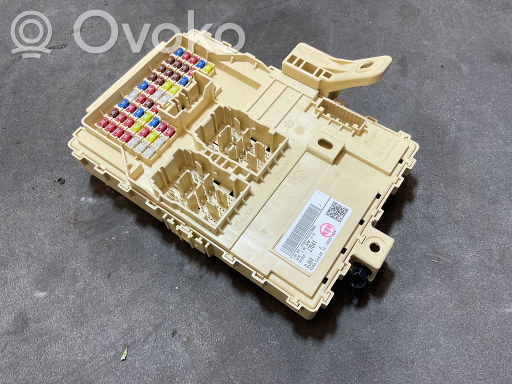 KIA Ceed Fuse module 