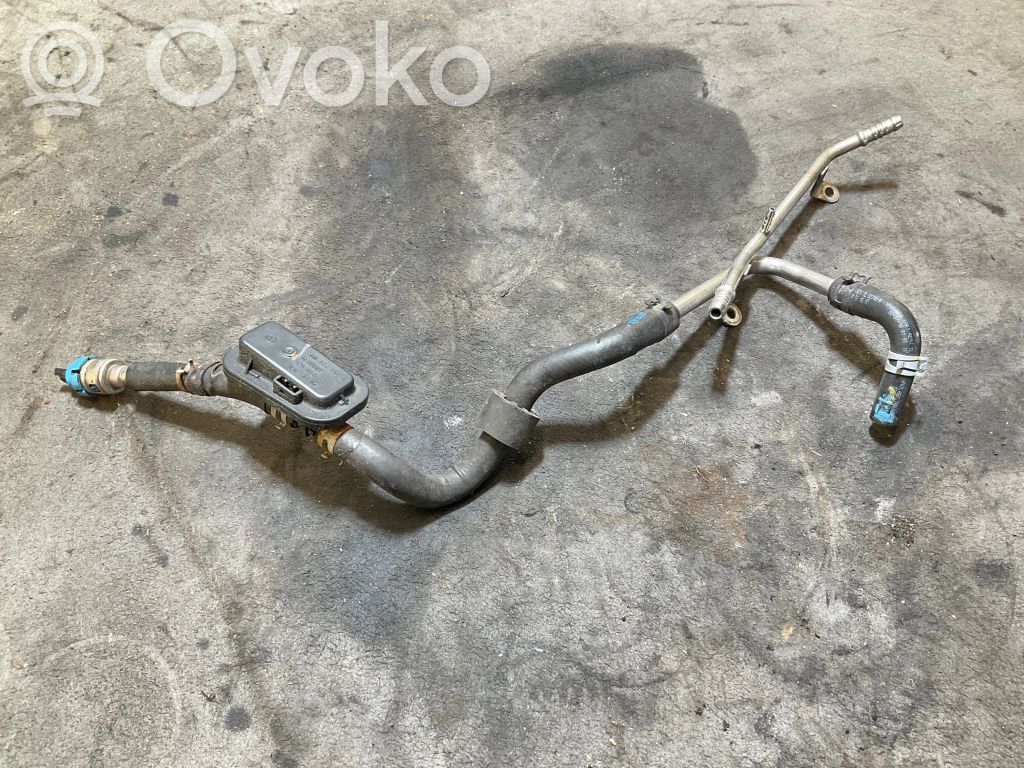 Volkswagen Golf VII Fuel line/pipe/hose 