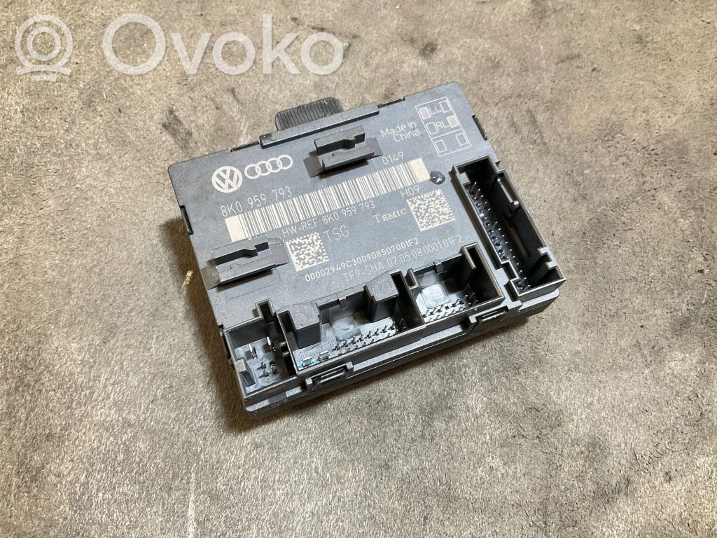 Audi A5 8T 8F Door control unit/module 