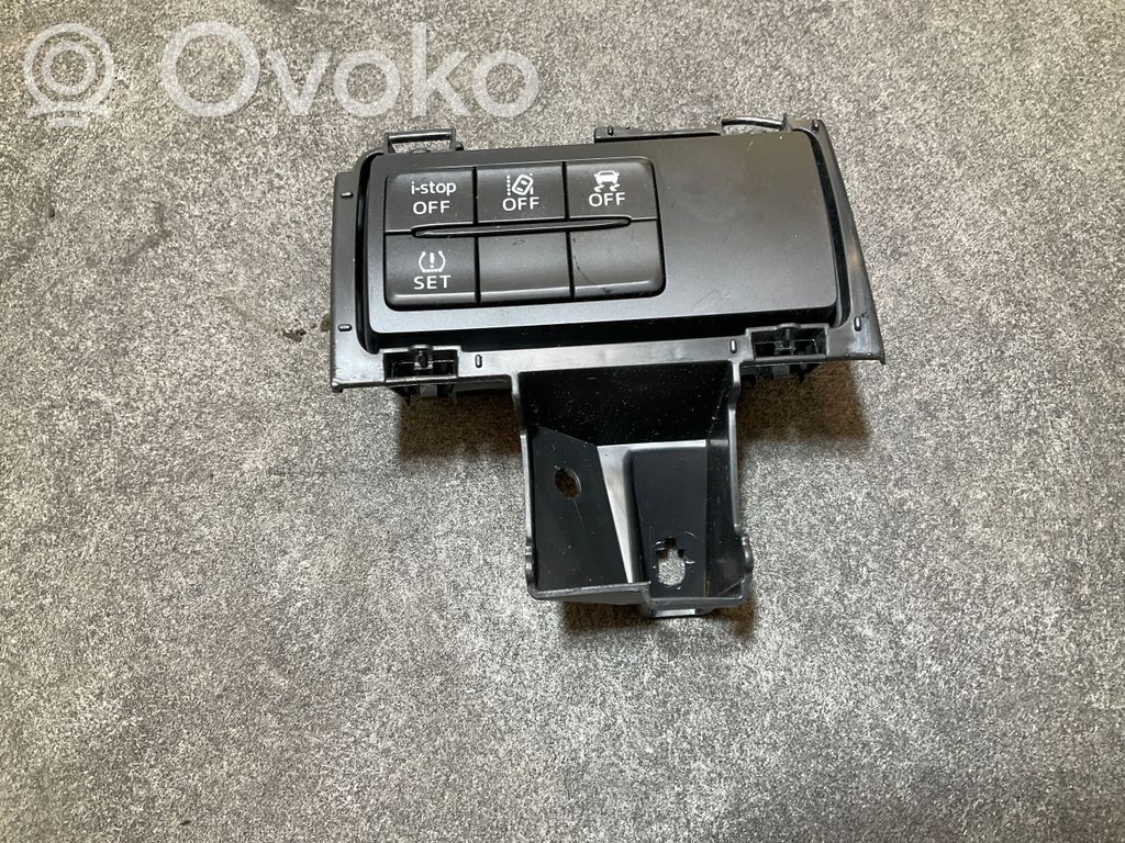 Mazda 2 A set of switches 