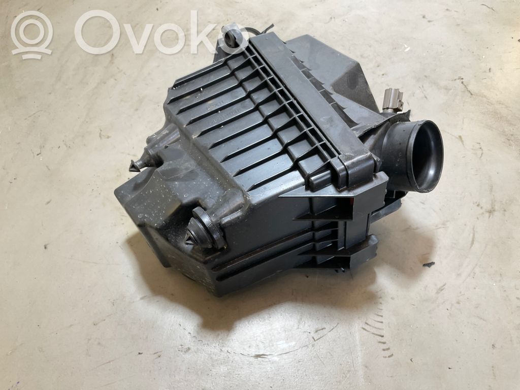 Ford Fiesta Air filter box 