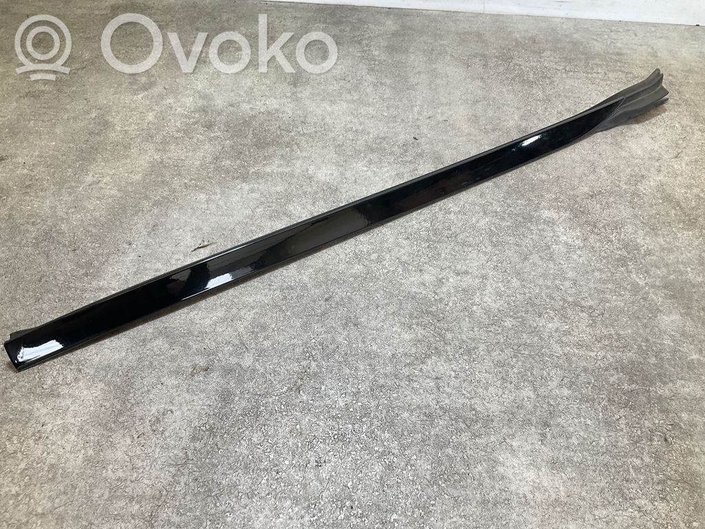 BMW X5 G05 Windshield trim 