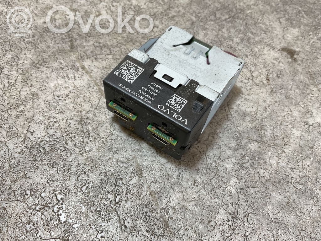 Polestar 2 USB-pistokeliitin 