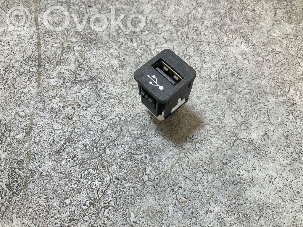 USB socket connector   745580,9229294