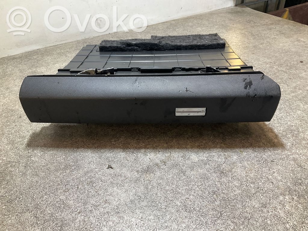 Citroen C4 III e-C4 Daiktadėžė 