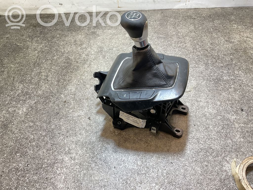Ford Focus Gear shifter/selector 