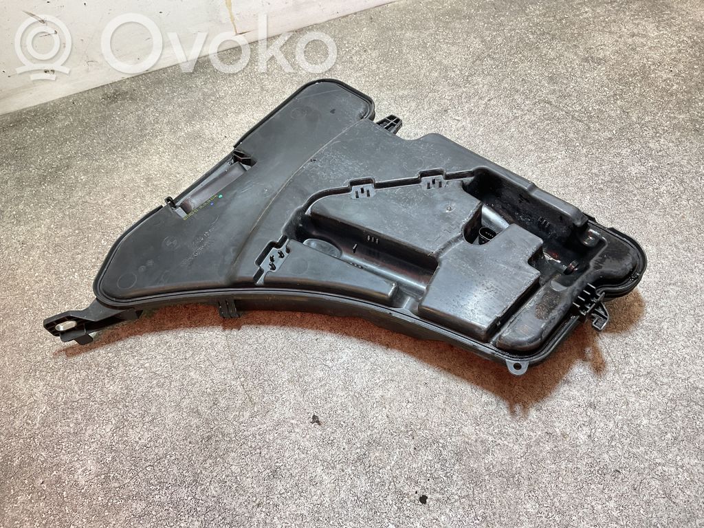 BMW 5 G30 G31 G38 Zbiornik płynu do spryskiwaczy szyby przedniej / czołowej 