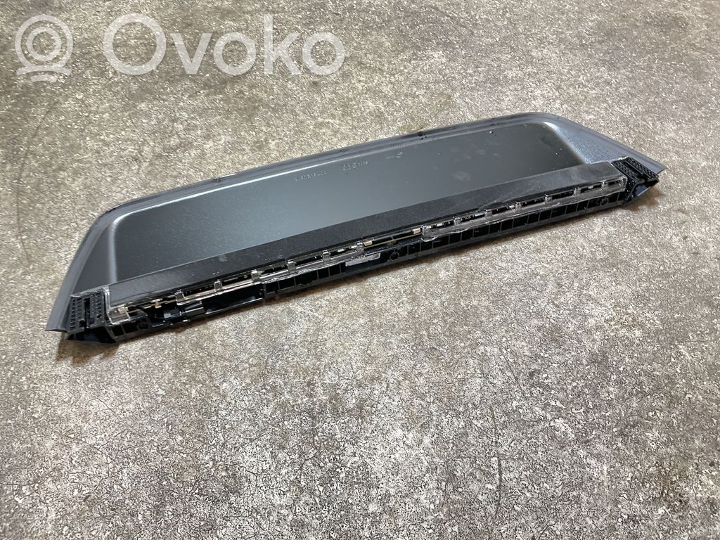 Audi E-tron GT Kolmas/lisäjarruvalo 