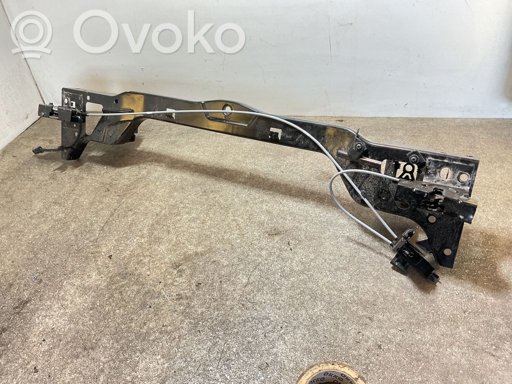 Volvo XC40 Панель радиаторов 