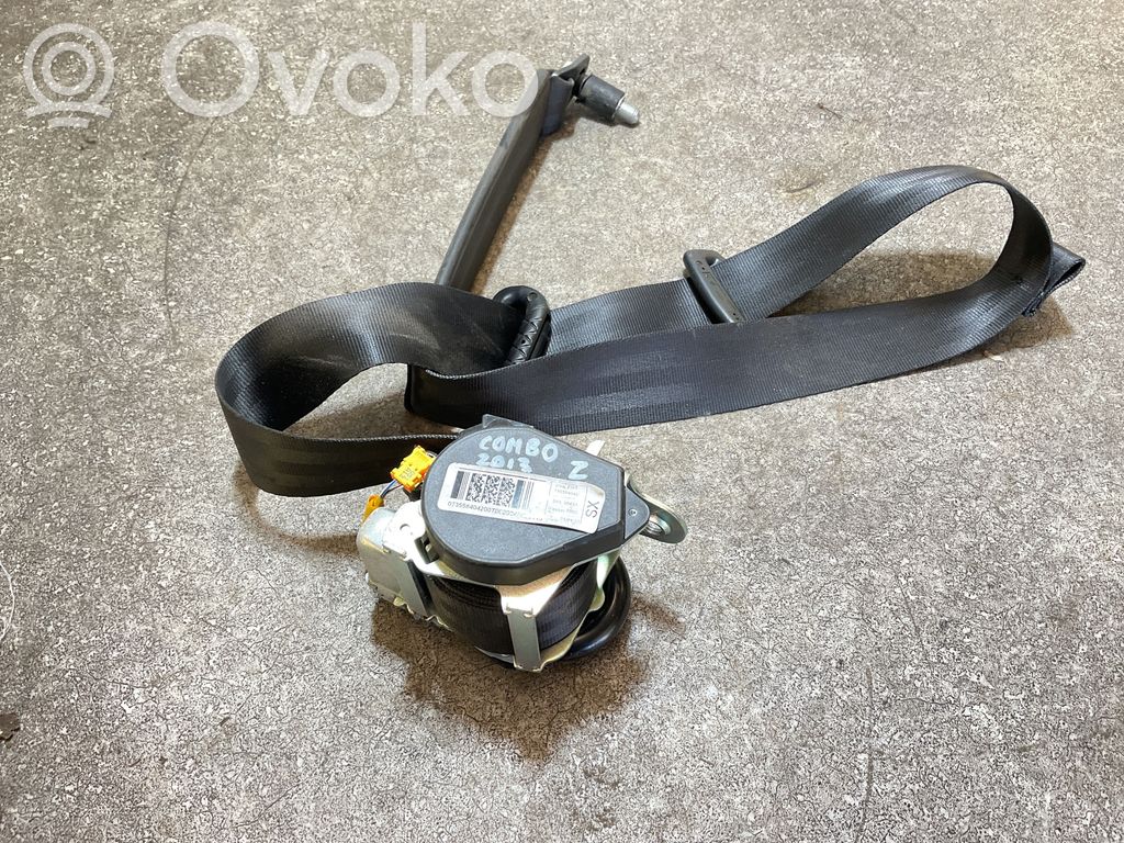 Opel Combo D Cinturón delantero 