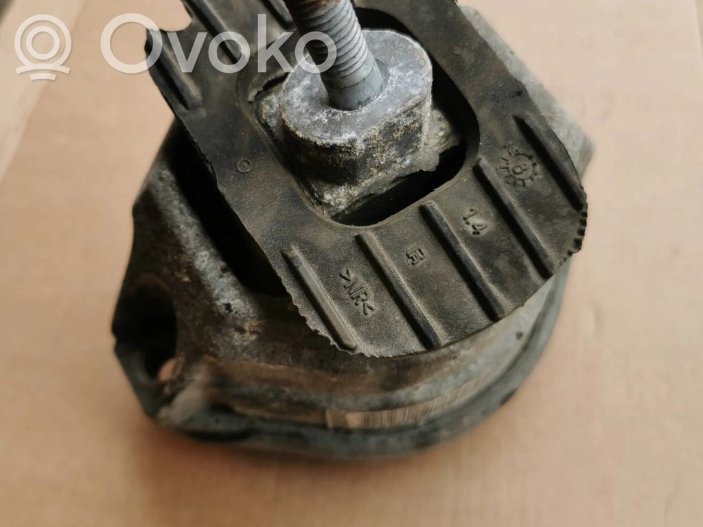 Подушка двигателя   6769874,15934612