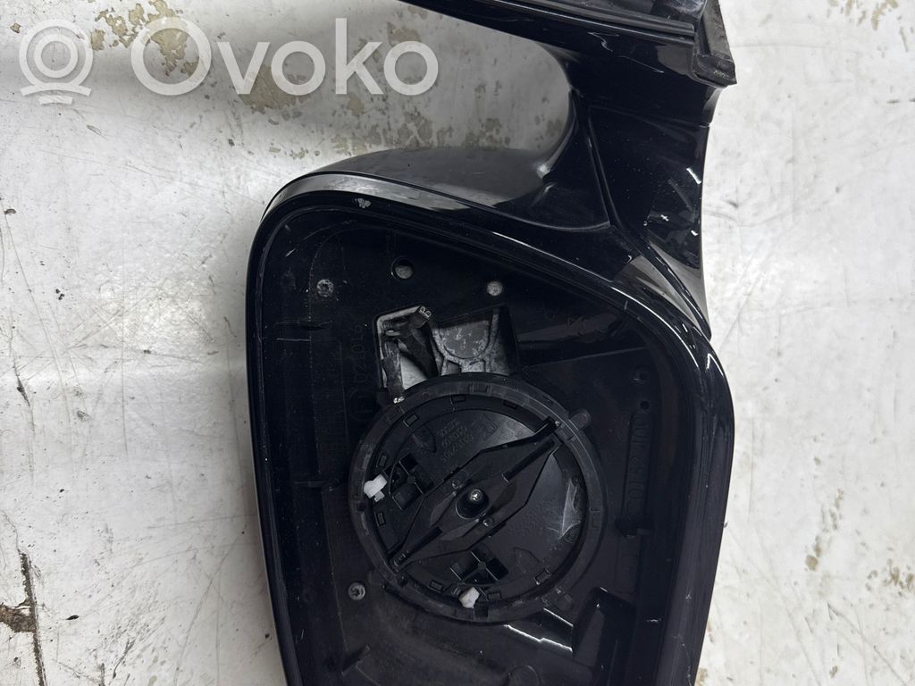 BMW 5 E60 E61 Зеркало (управляемое электричеством) 
