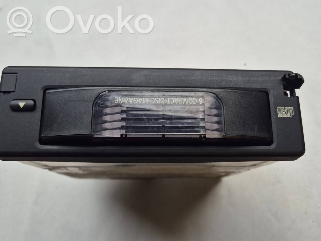 BMW 5 E60 E61 CD/DVD changer 