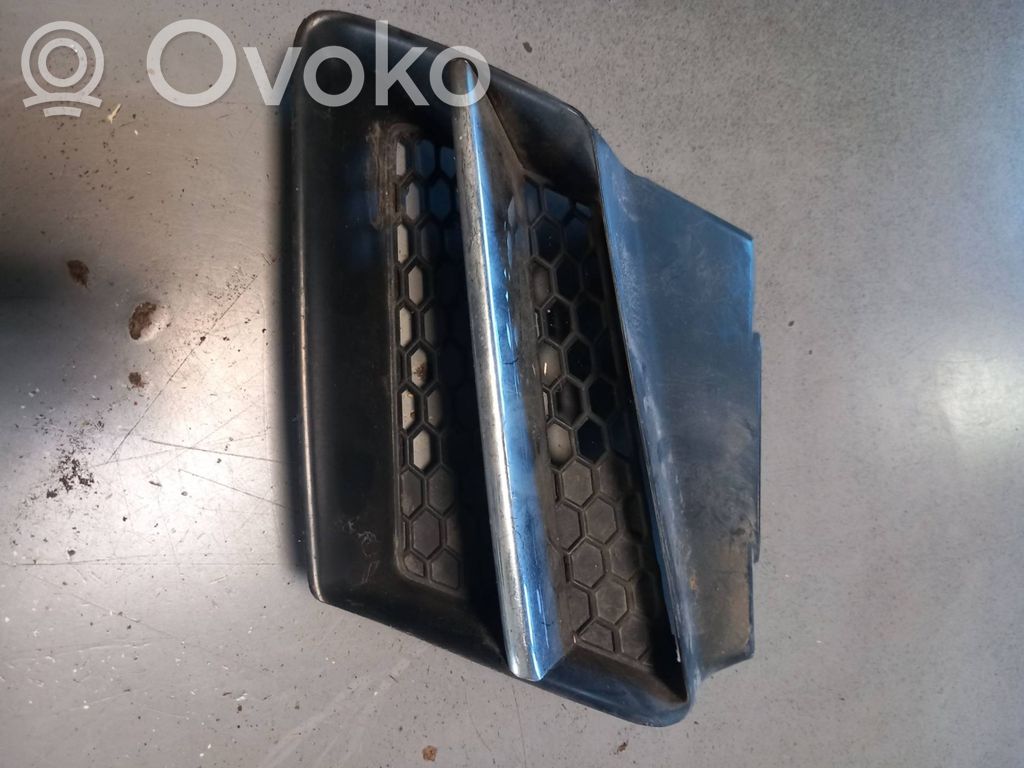 Alfa Romeo 156 Front bumper upper radiator grill 
