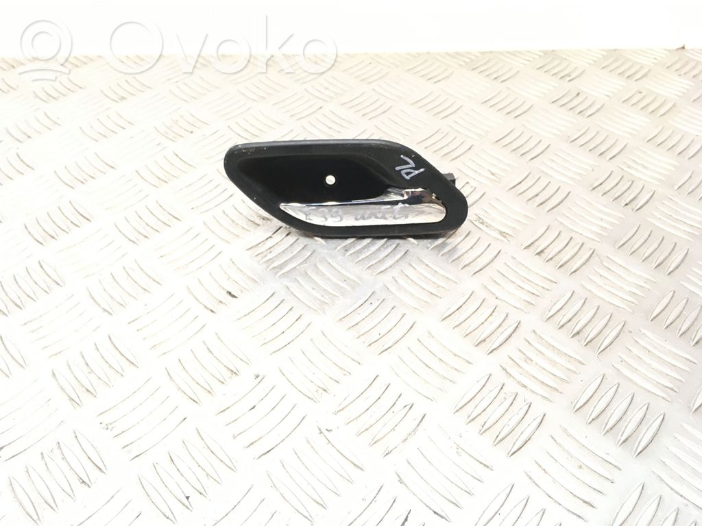Manecilla interna puerta delantera   R17032926