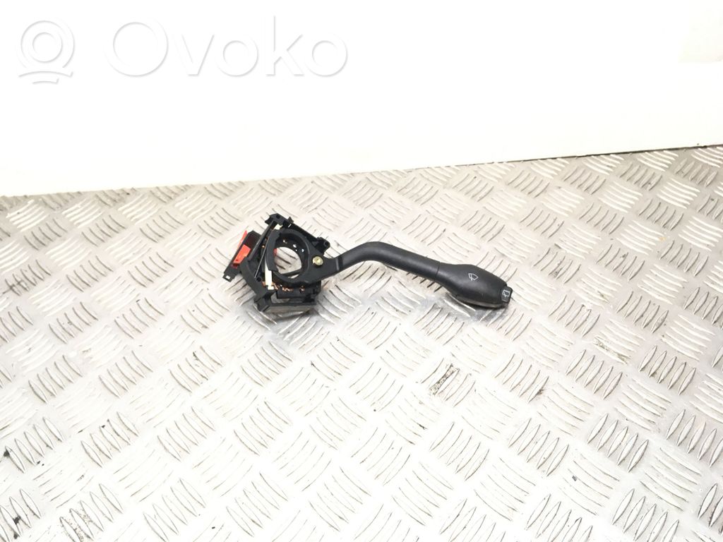 Volkswagen Lupo Manetka / Przełącznik wycieraczek 